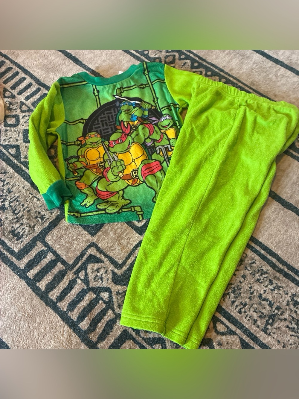 Green Teenage Mutant Ninja Turtles Kids Pajama Set - Long Sleeve Top & Pants